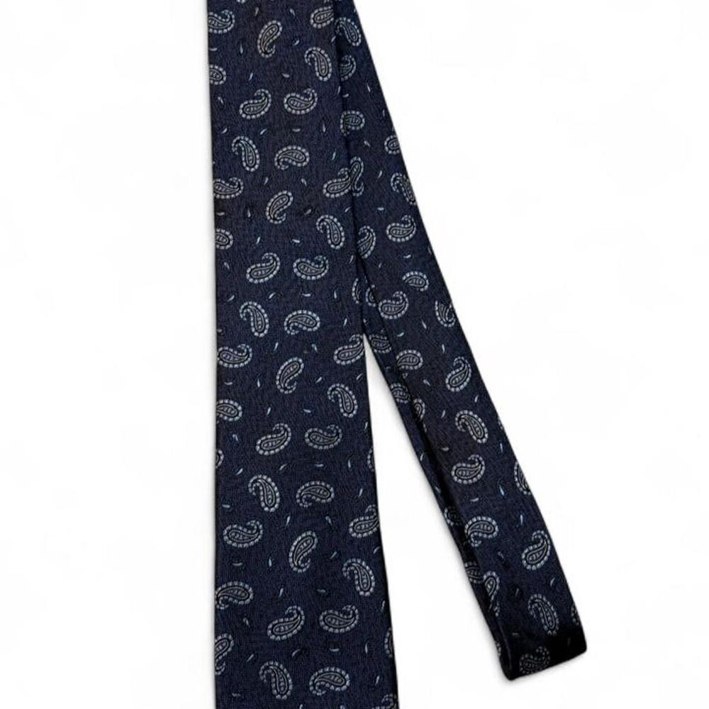 Jos A Bank 1905 Necktie Navy Blue Silver Paisley Silk Premium Mens Tie Luxury